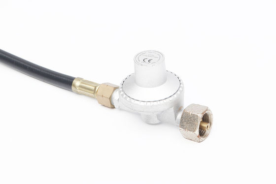 Industrieel rubbergaspropaan lassen slang met koperen adapter en industriële regulator