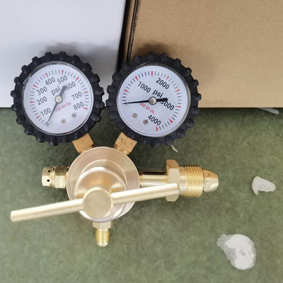 0-800 PSI Druk CGA580 Inlaat stikstofregelaar voor HVAC-suivering gemaakt van massief messing