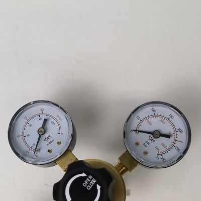 UPPERWELD Dual Stage zuurstofregulator ontworpen voor professionele lastoepassingen