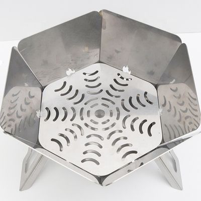 Draagbare BBQ houtskool kampvuurkachel met bovenste vouwontwerp 570mm*570mm*300cm